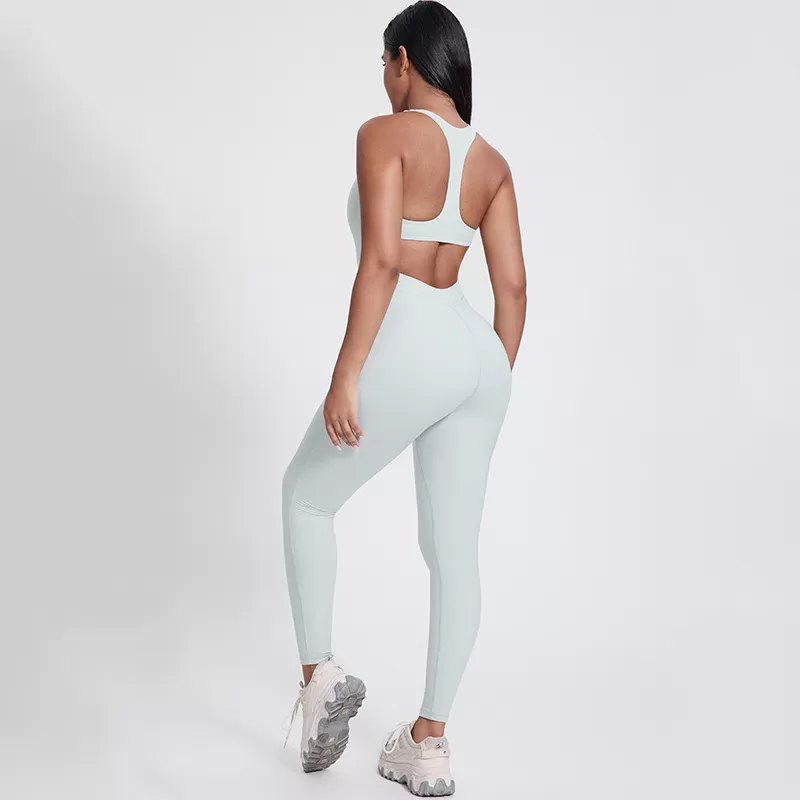 Mono deportivo para mujer FGB4085