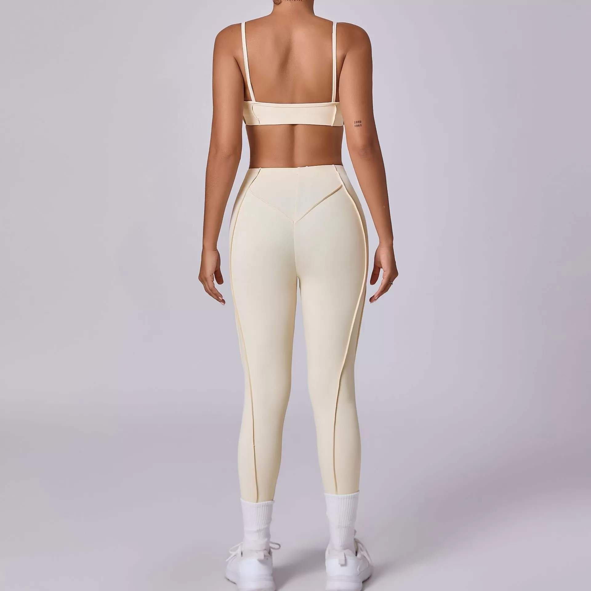 Conjunto de yoga de 2 piezas para mujer: sujetador y leggings FGB86040+87652