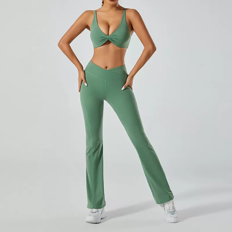 Conjunto de yoga de 2 piezas para mujer: sujetador y pantalón corto FGB6002