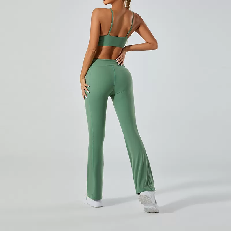 Conjunto de yoga de 2 piezas para mujer: sujetador y pantalón corto FGB6002