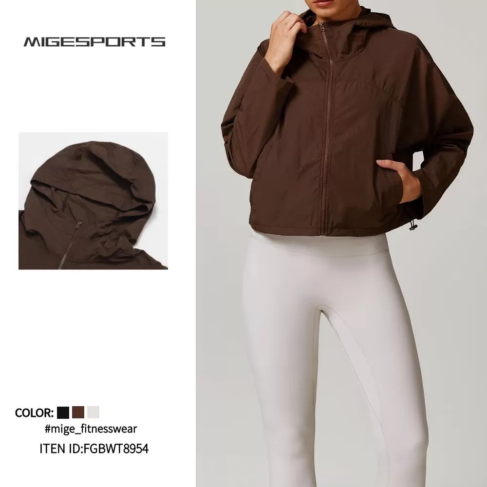 Chaqueta deportiva para mujer FGBWT8954